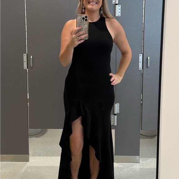 Missguided Black Maxi Dress - Picture 6 of 6